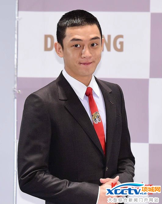 劉亞仁