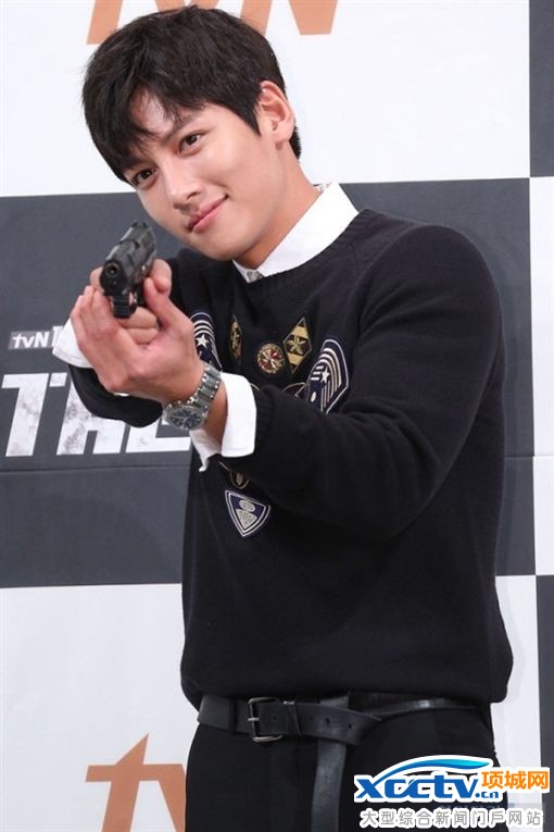 DznW(wng)RT(zhn)ز㺣(zhn)EXO KAI2PM 