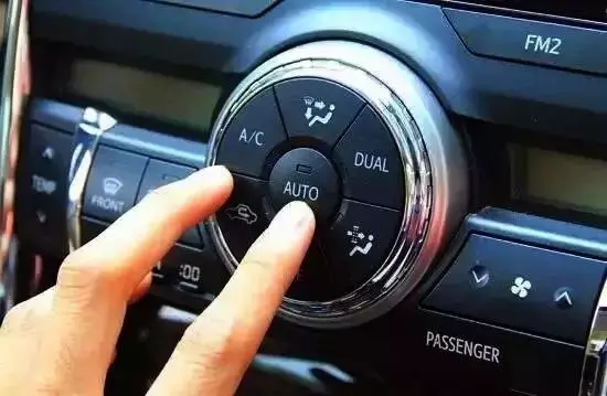 汽車2.jpg