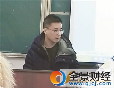 “意外走紅”的湯學良老師。朱苗 攝