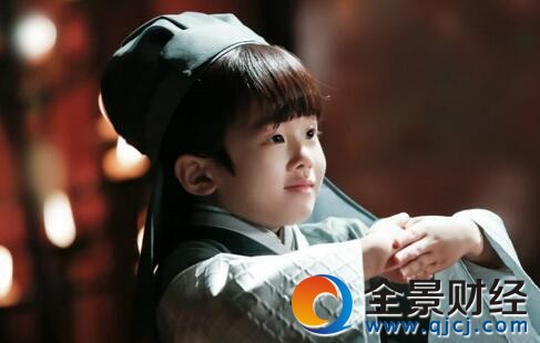 團(tuán)子張藝瀚現(xiàn)身快本 六歲屬老虎七歲屬牛