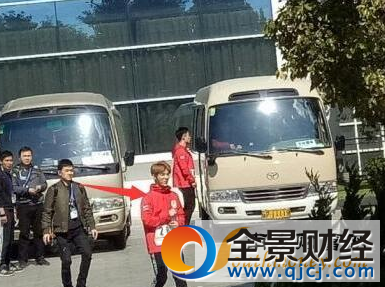 奔跑吧第三期在哪里錄制什么時候播出 鹿晗打招呼被保安拉走