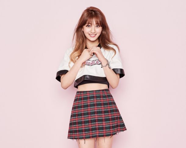 TWICE L־Ч